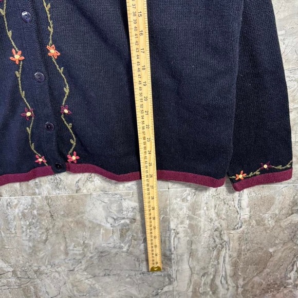 Hand embroidered CJ Banks Navy blue floral embroidered cardigan button front XL - Picture 7 of 8